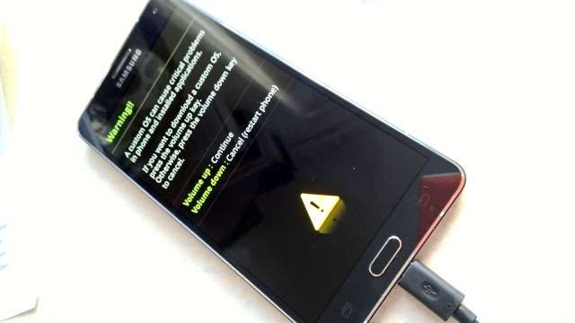 Сбой: Android застрял в процессе загрузки